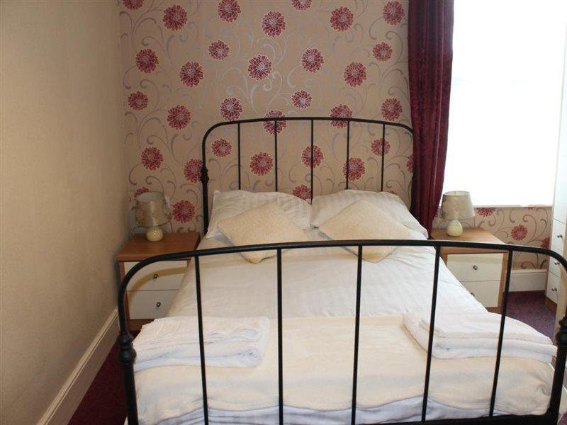 The Fernside Hotel Sandown Bagian luar foto